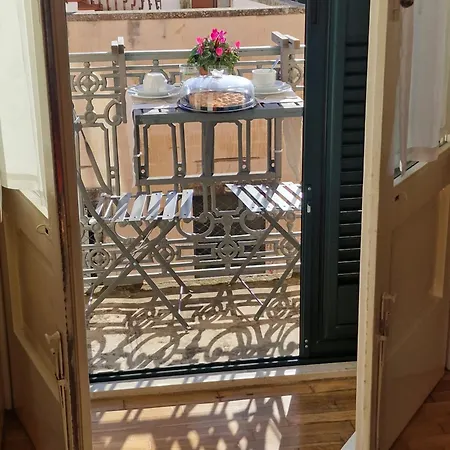 Palazzo De Giorgi 5*