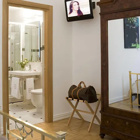 Palazzo De Giorgi Bed and Breakfast 5*